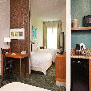 Springhill Boston Hotel