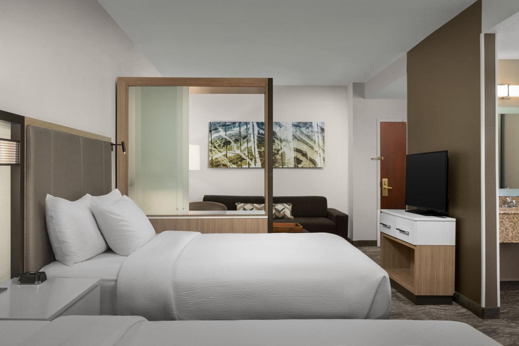 Springhill Boston Hotel