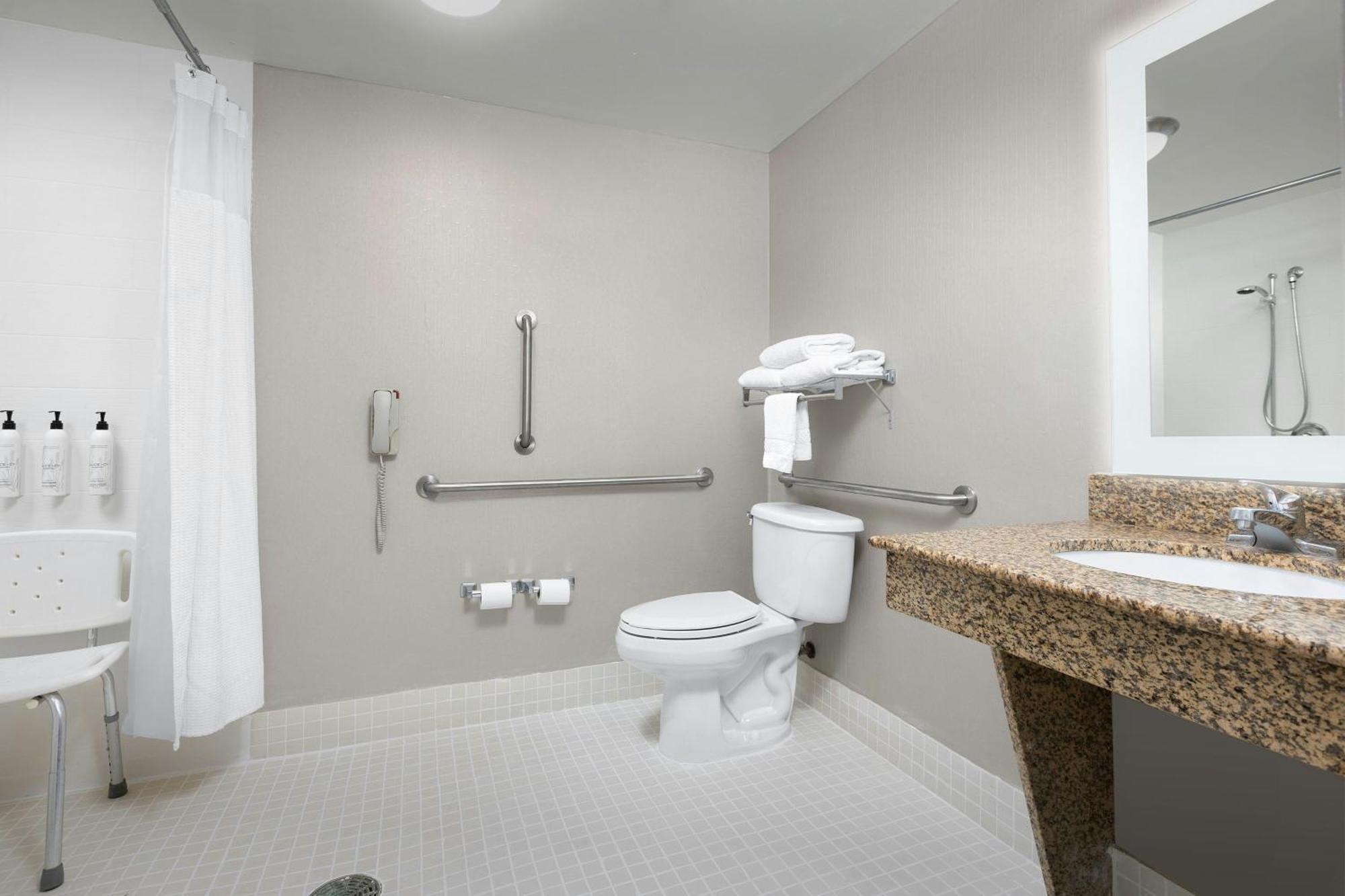 Springhill Boston 3*