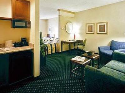 Springhill Boston 3*